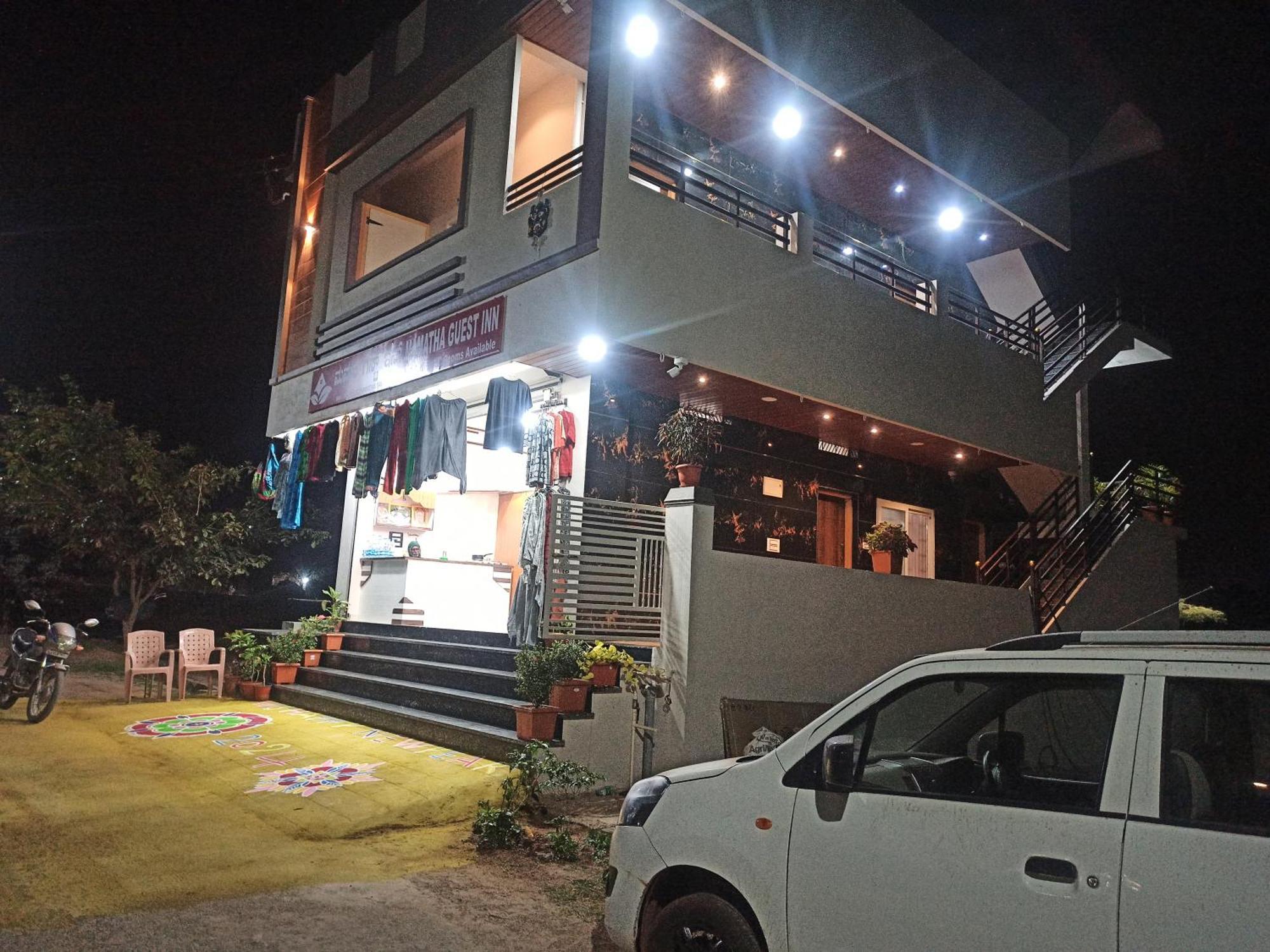 Mamatha Guest Inn Hampi Exterior photo
